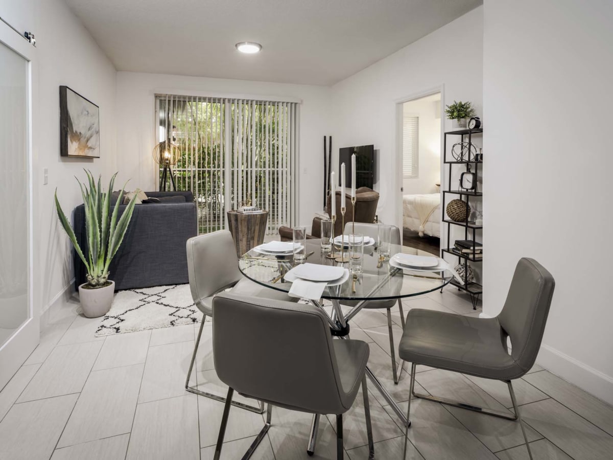 Apartments for Rent in Doral, FL Manor at CityPlace